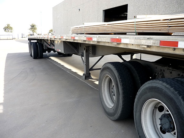 flatbed-getting-ready-for-curtainside-conversion